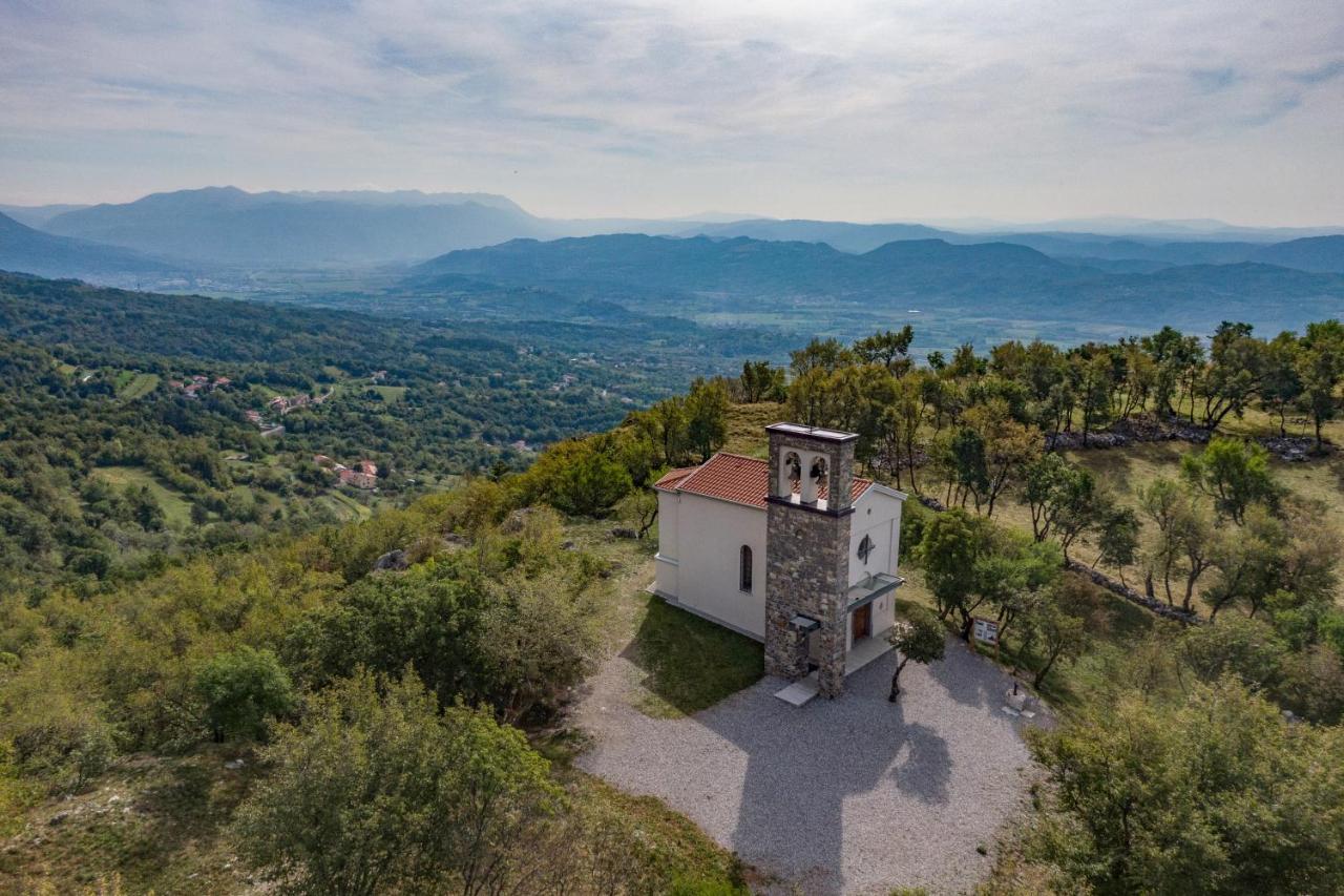 Apartmán Panorama Glamping Vipavska Dolina Dobravlje Exteriér fotografie