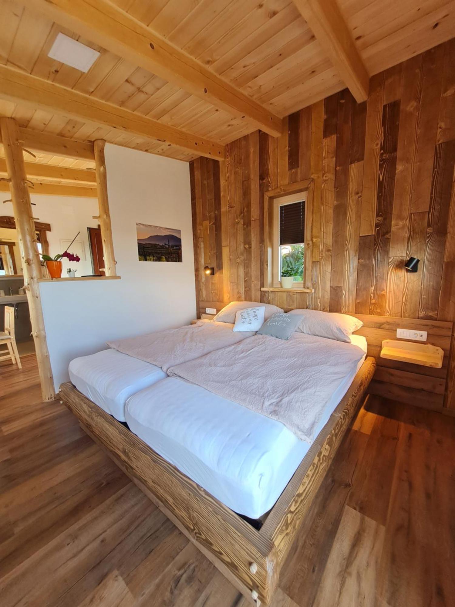 Apartmán Panorama Glamping Vipavska Dolina Dobravlje Exteriér fotografie